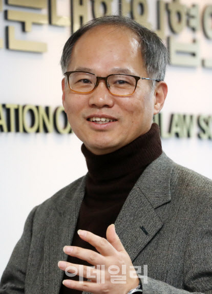 [이데일리] '중처법·노란봉투법에 사내변호사 수요 크게 늘 것'